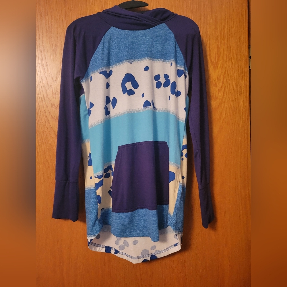 Lularoe Purple and Blue Leopard Print Hoodie
